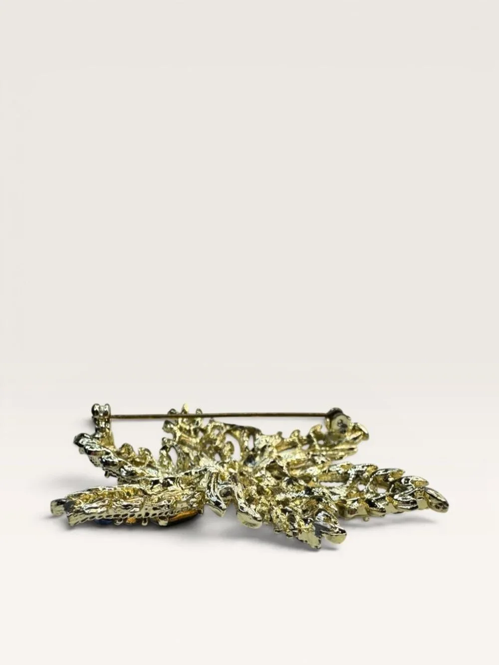 1950s Green Blue Crystal Gold Tone Abstract Foliage Brooch Vintage